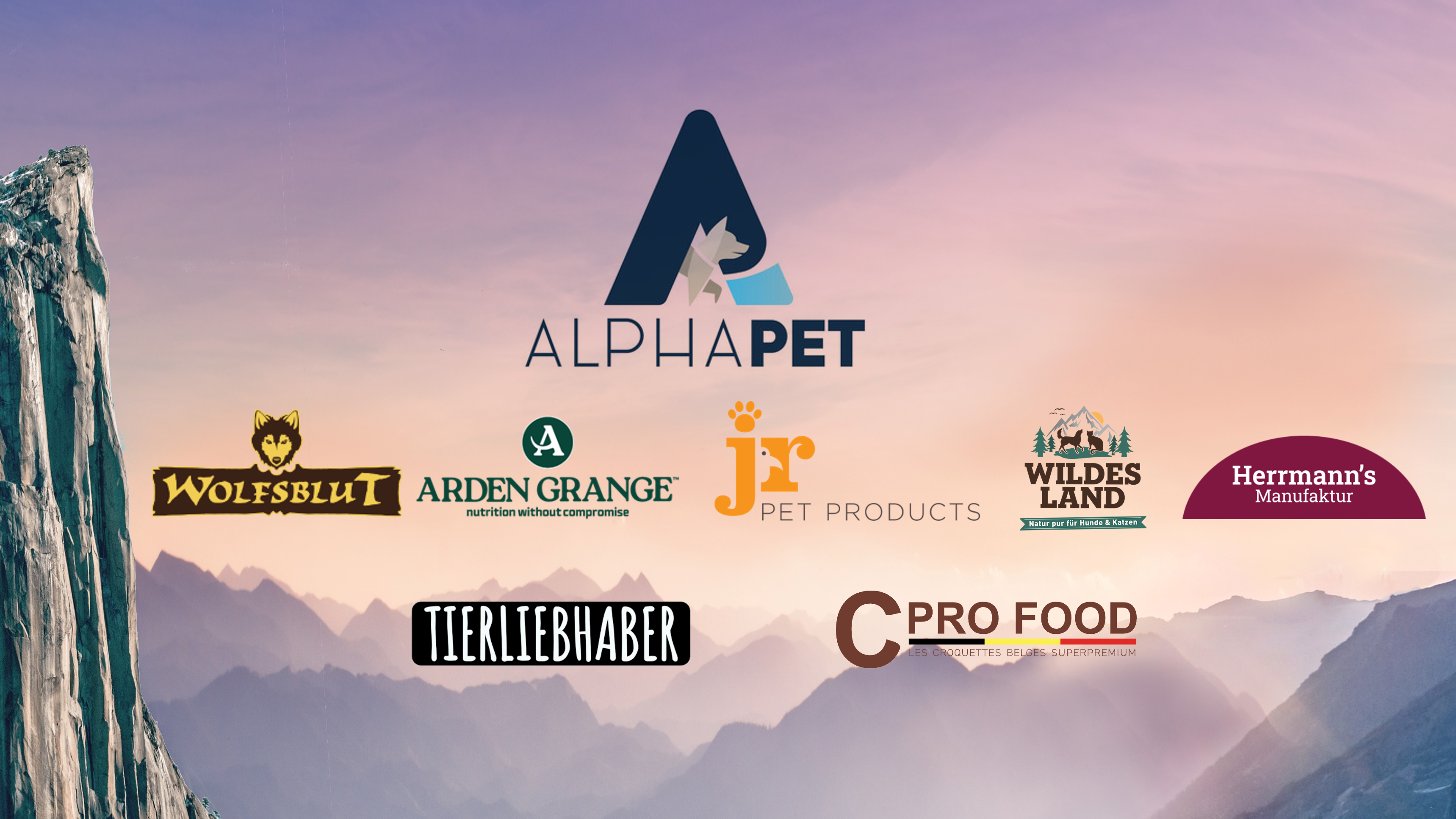 Großes AlphaPet Logo, darunter Logos von AlphaPet Marken